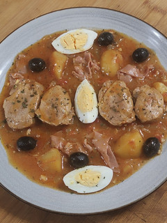 Una foto de Solomillo en salsa aragonesa 🐽🫒🥚