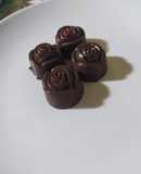 Bombones de chocolate rellenos de arándano