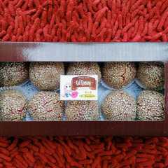 A picture of Onde-onde ubi ungu.