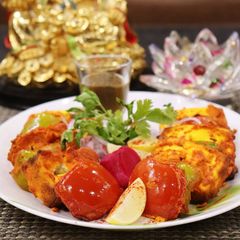 A picture of Achaari Paneer tikka.