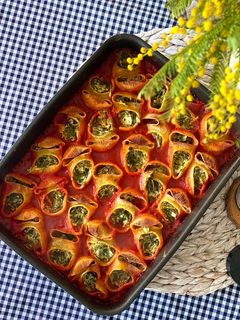Una foto de Galets rellenos de espinacas y ricotta