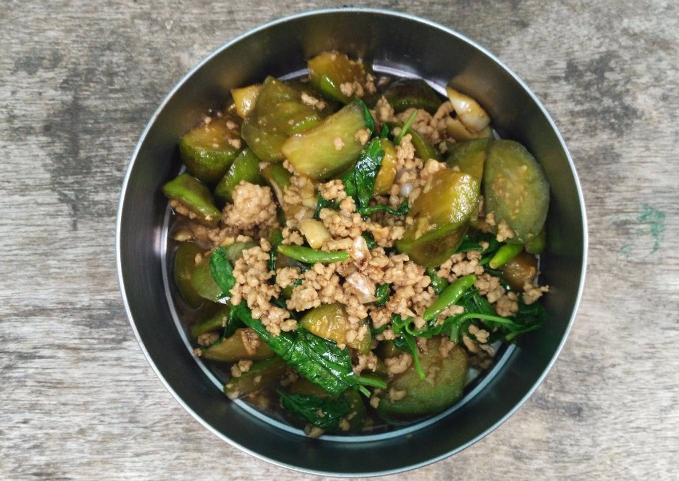 Stir-fried Eggplant with Minced Pork and Sweet Basil