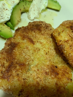 Una foto de Tortitas crunchy de patata y bacalao