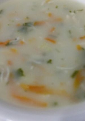 صورة لوصفة شوربة الدجاج بالخضروات 😍😍