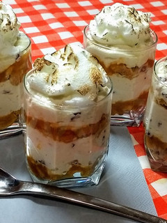 Túrós pohárkrém recept fotója