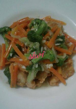 Foto resep Daging Ayam siram Cah Brokoli