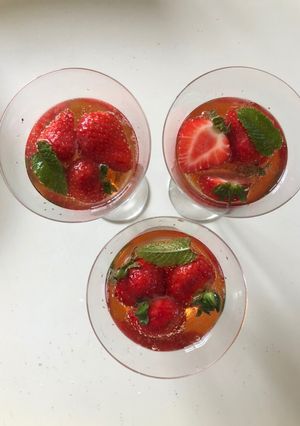 A picture of Sozzled Strawberry Snifter.