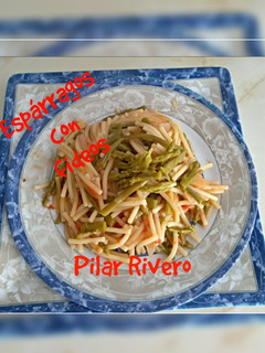 Una foto de Espárragos con fideos