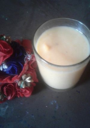 पपाया मिल्क शेक(papaya milkshake recipe in hindi) रेसिपी मुख्य फोटो