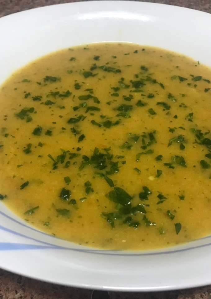 Una foto de Sopa al estilo marroquí sana y nutritiva