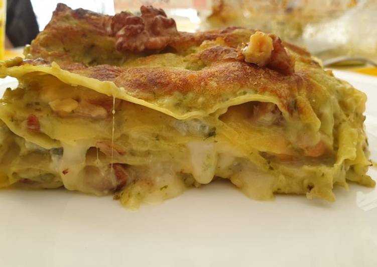 Recetta di Fatto in casa Lasagna con pesto e gorgonzola 😋