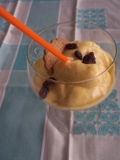 Una foto de Helado de mango y plátano