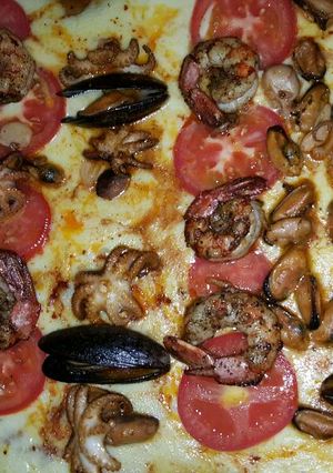 Una foto de Pizza "Frutti di mare"