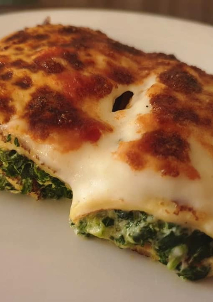 Una foto de Crepes con espinacas y ricota
