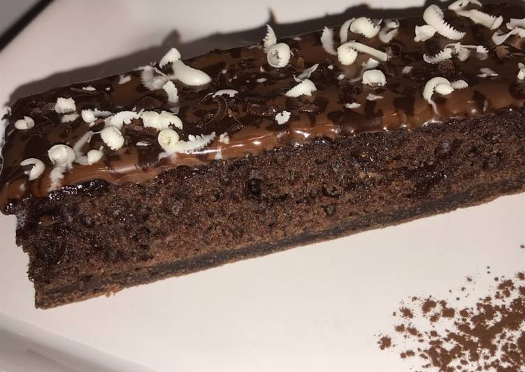 Recipe of Any-night-of-the-week Rich Chocolate Slice Cakes