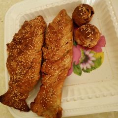 A picture of Chicken bread.