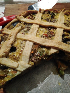 Una foto de Tarta especiada de verduras y semillas