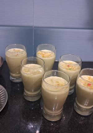 A picture of Paan date khake shots.