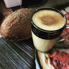 A picture of Banana smoothie with Nectarine.