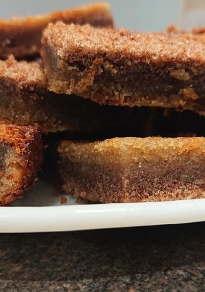 A picture of Cinnamon Squares.