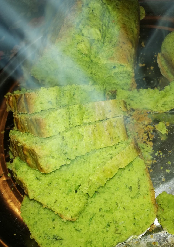 Una foto de Pan de espinaca 🌱🍞