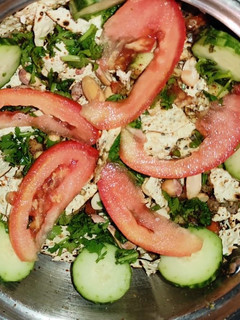 પાપડ નું સલાડ (Papad Salad Recipe In Gujarati) રેસીપી મુખ્ય ફોટો