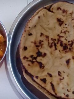 गोभी मटर आलू सब्जी और बाजरे की रोटी रेसिपी मुख्य फोटो