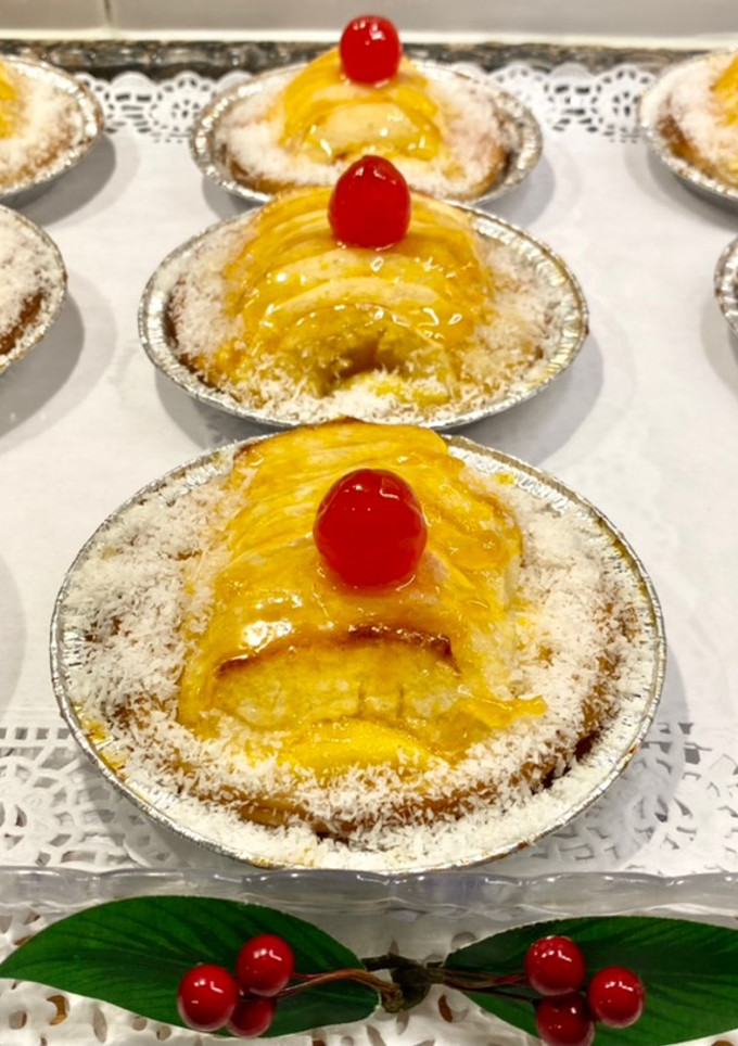 Una foto de Tartitas de manzana con crema de vainilla “sin gluten “