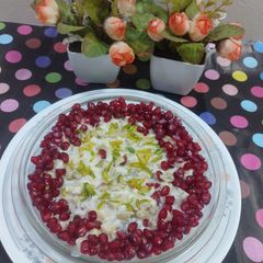 A picture of Pomegranate curd raita.