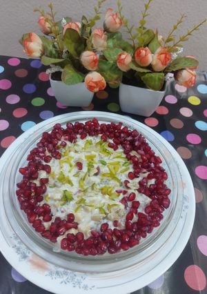 A picture of Pomegranate curd raita.