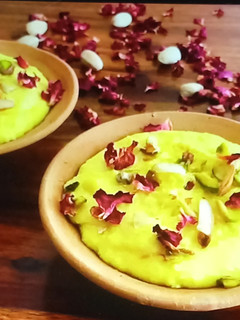 અવધિ રાઈસ ફિરની (Awadhi Rice Firni Recipe In Gujarati) રેસીપી મુખ્ય ફોટો
