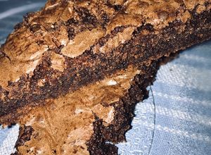 Una foto de Brownie sin manteca y con chocolino🍫