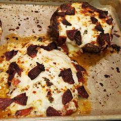A picture of Portobello Pizza.