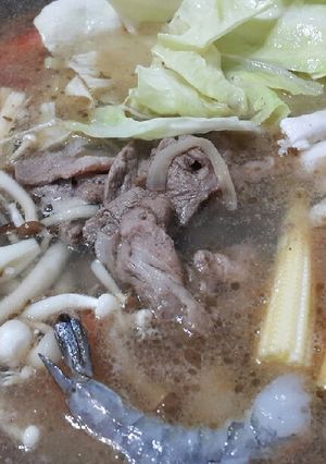 A picture of Homemade Stone Hot Pot.