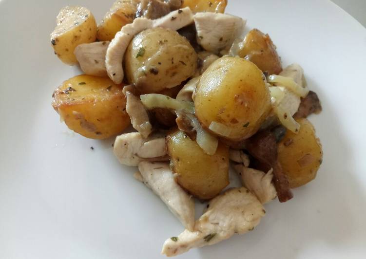 Recipe of Favorite Chicken, mushrooms and potatoes in beer