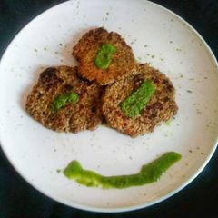 A picture of Dal Tikke.