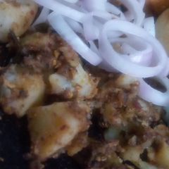 A picture of Kathiyawardi sukhi Aloo sabzi.