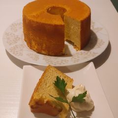 A picture of Orange chiffon cake #minicookpadcook.