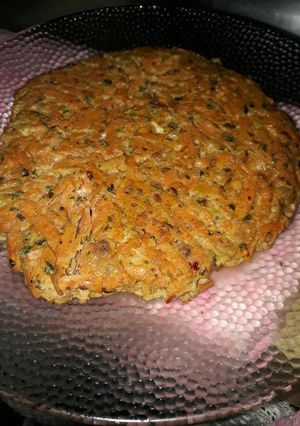 Una foto de Tortilla de zanahorias 😋😋