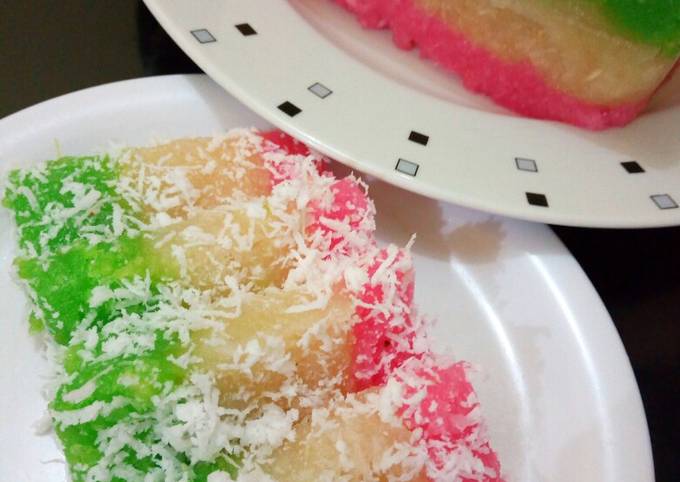 Resep Lapis Pelangi Singkong Oleh Andrenia Giawati Cookpad 1739