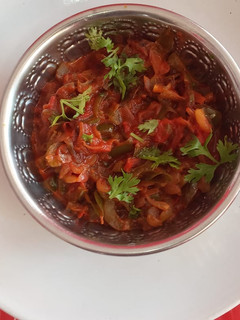 குடைமிளகாய் புளி கறி (Kudaimilakaai pulicurry recipe in tamil) செய்முறை முக்கிய புகைப்படம்