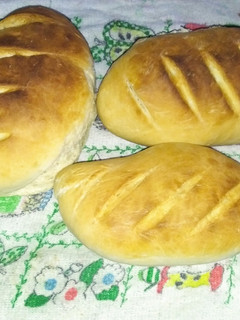 Una foto de Pan casero🥖 súper fácil!!!💪🤤