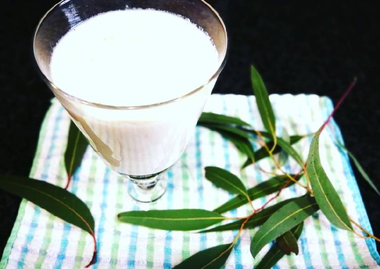 Batido laxante de pera a la canela