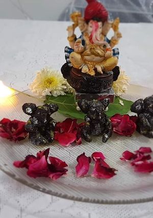 માવા મુષક મોદક રેસીપી મુખ્ય ફોટો