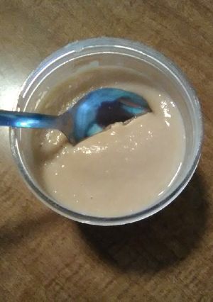 A picture of Allergy friendly "white bean" miracle whip.