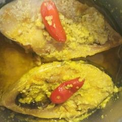 A picture of Steamed Hilsa Fish.
