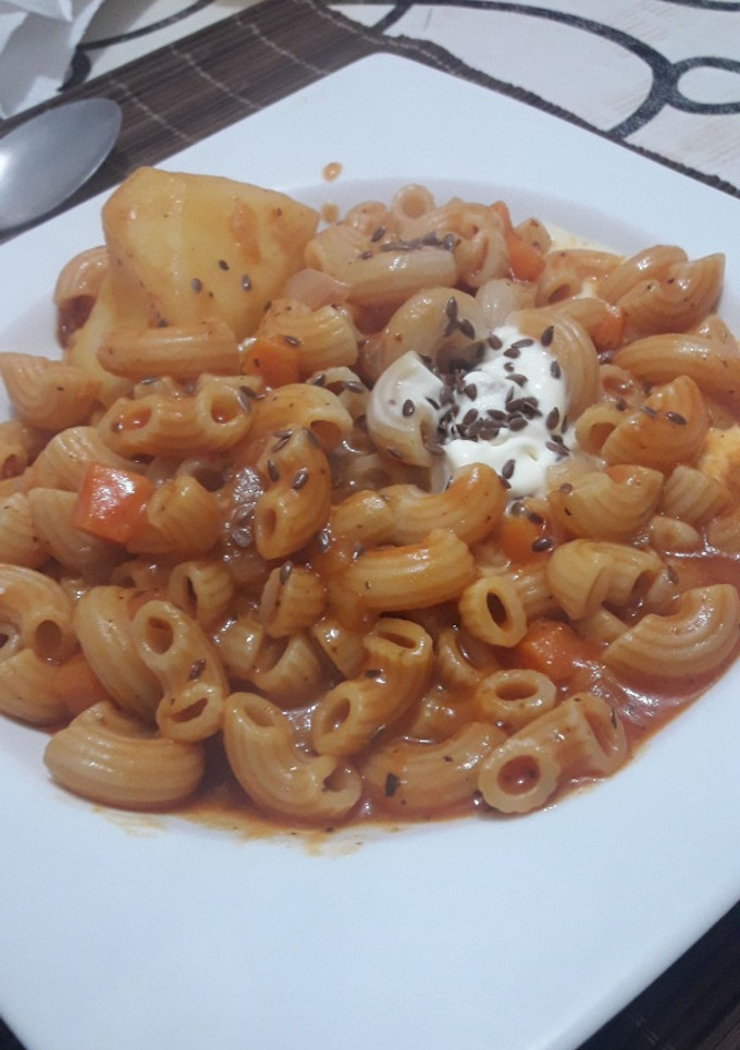 Una foto de Guiso de fideos VEGGIE