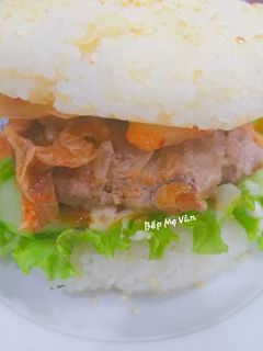A picture of Pan-Seared Beef Rice Burger.