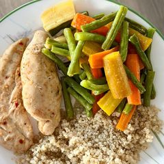 A picture of Sheet Pan Chicken & Veggies with Quinoa.