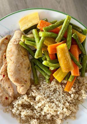 A picture of Sheet Pan Chicken & Veggies with Quinoa.